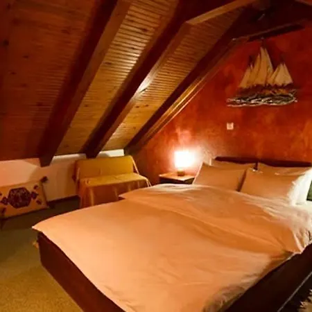 Πανσιόν Mylonas